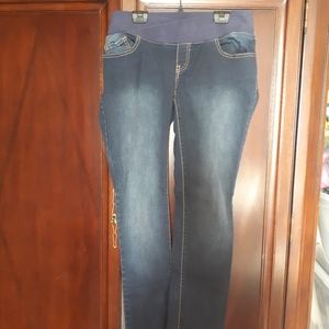 Women's maternity jeans